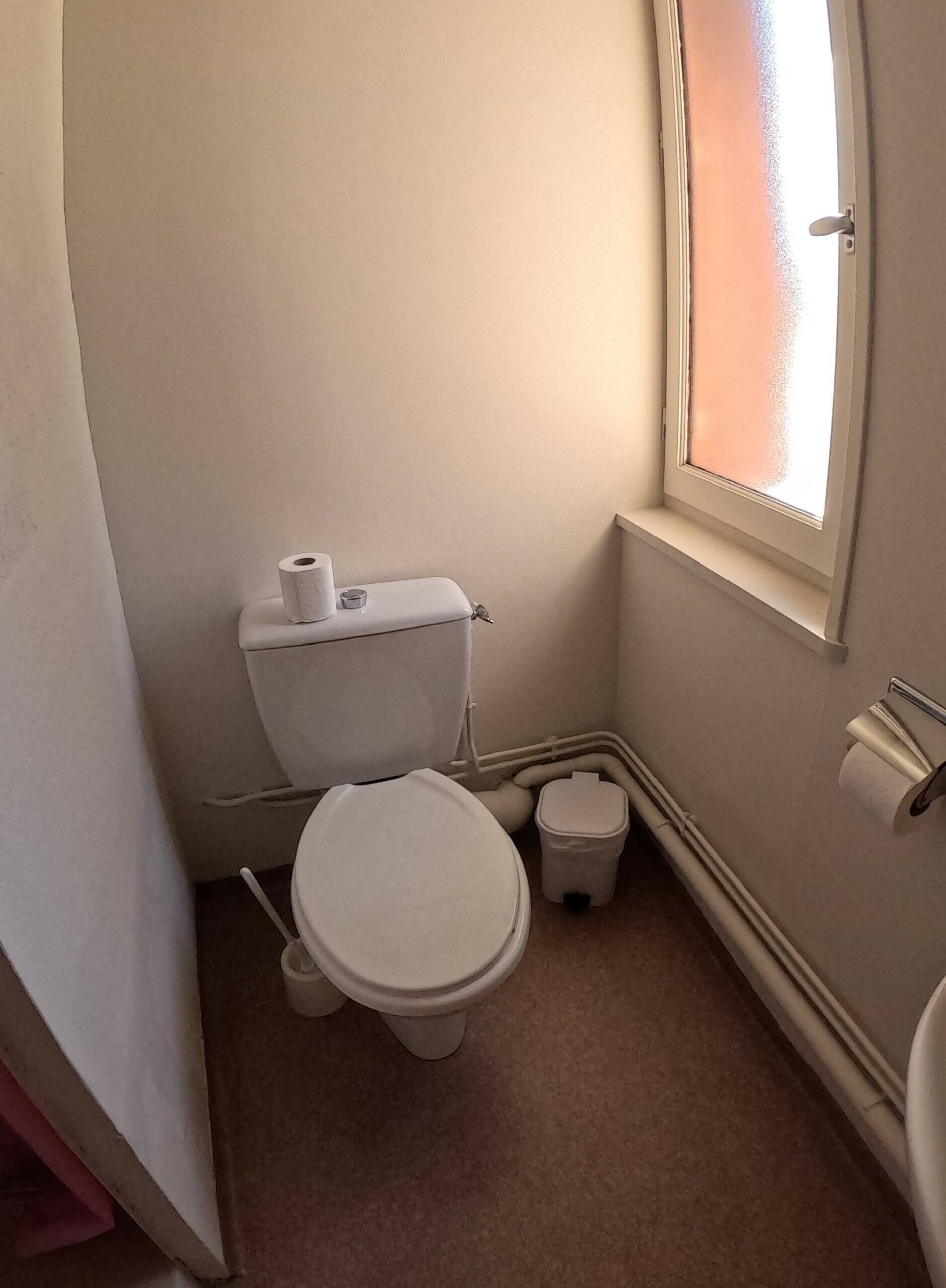 Chambre Les Jonquilles / WC Chambre Les Jonquilles / WC